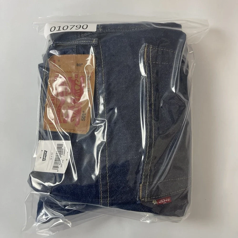 Levis 501 Jeans Mens 31x32 Blue Original Straight Button Fly Denim Grunge New